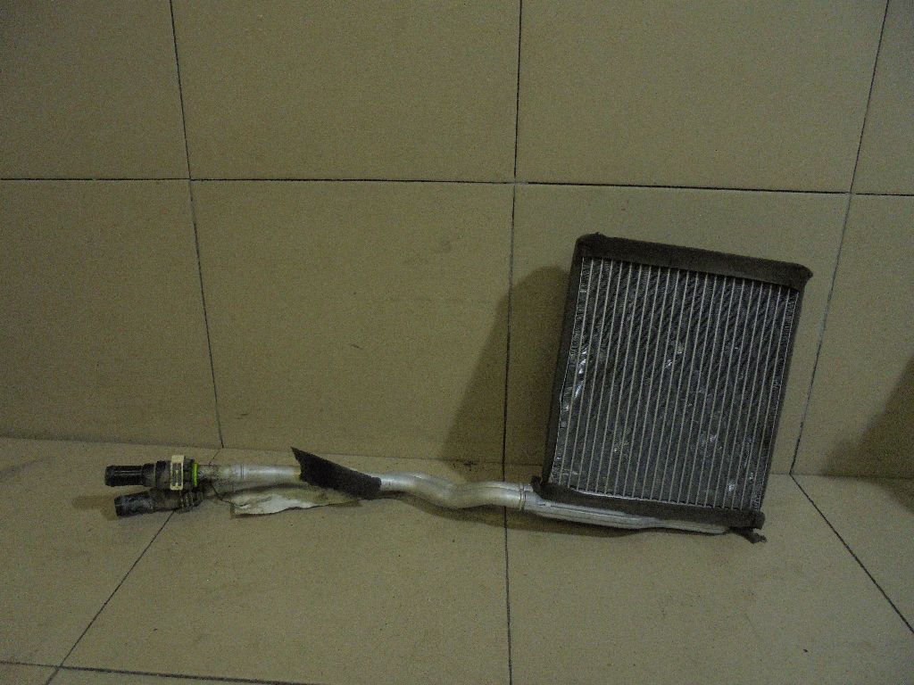Радиатор отопителя BP4K61A10