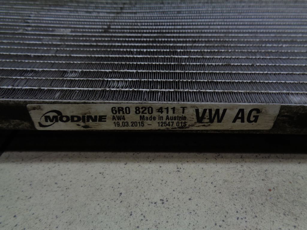 Радиатор кондиционера (конденсер) 6R0820411T