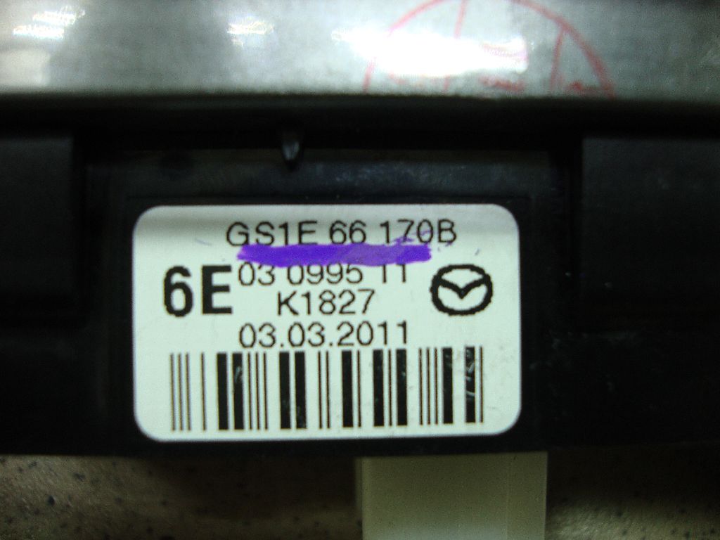 Кнопка корректора фар GS1E66170B
